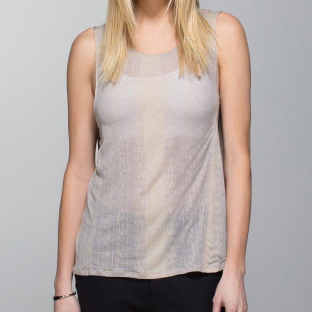 Lululemon Salutation To Savasana Tank Size 8
